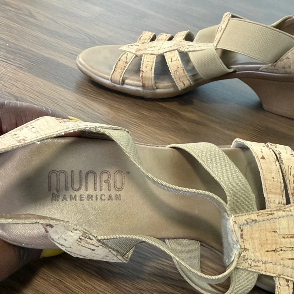Munro American Cork Strappy Wedge Sandals Tan‎ Elastic 7M 78401